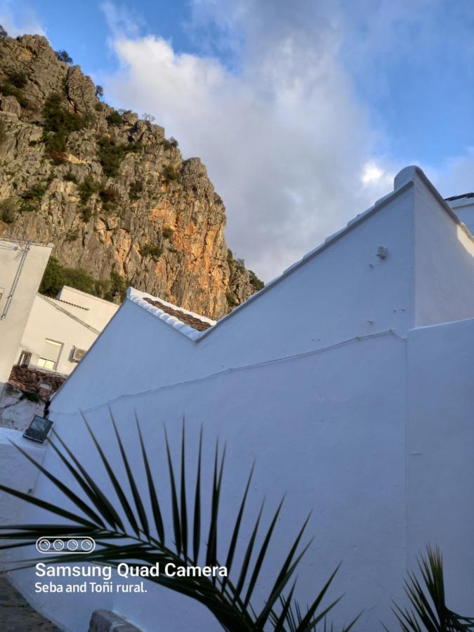 Loft "Coqueto" Rojo Lejlighed Ubrique Eksteriør billede